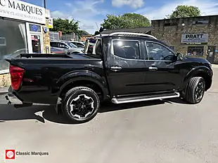 Used 2019 Nissan Navara Tekna Black - Interior and Exterior details 3