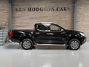 Used 2019 Nissan Navara Tekna Black - Interior and Exterior details 5