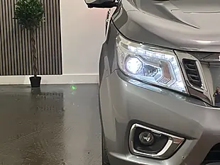 Used 2019 Nissan Navara Tekna Grey - Interior and Exterior details 17