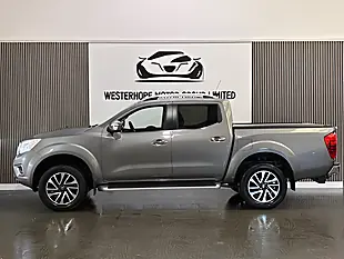 Used 2019 Nissan Navara Tekna Grey - Interior and Exterior details 7