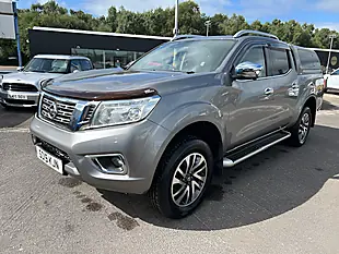 Used 2019 Nissan Navara Tekna Shr Dcb Grey - Interior and Exterior details 10