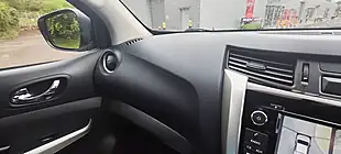 Used 2019 Nissan Navara Tekna White - Interior and Exterior details 18