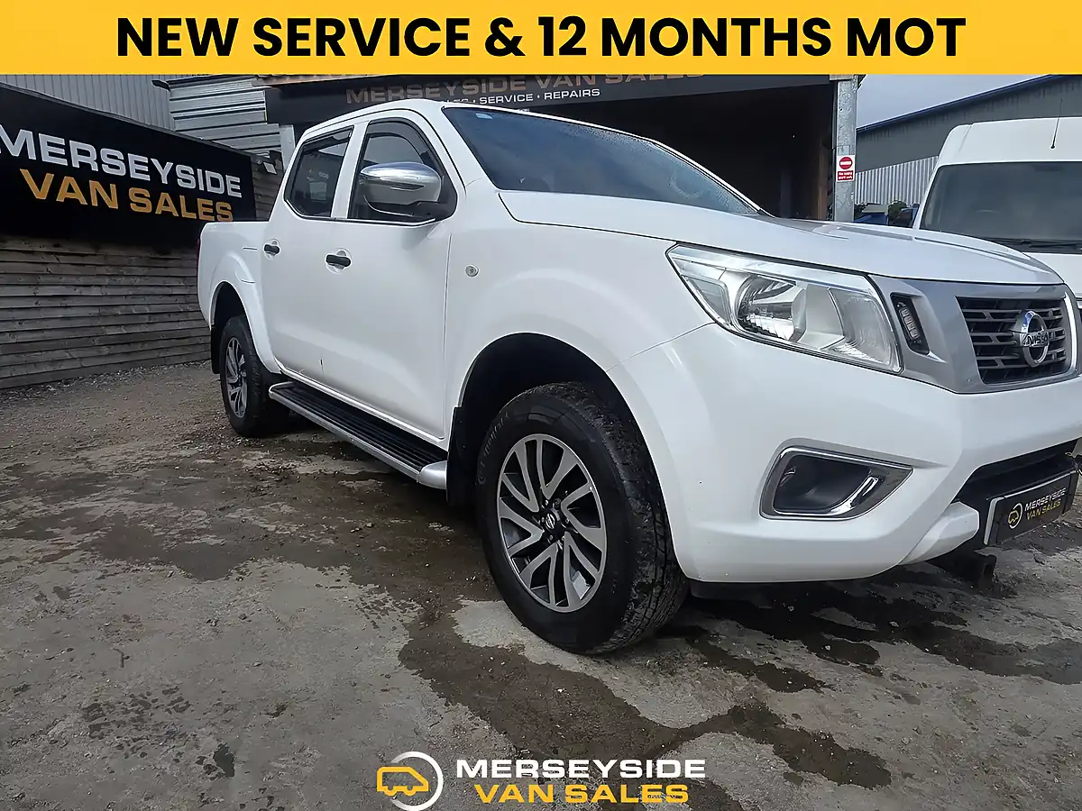 Used 2019 Nissan Navara Visia White - Interior and Exterior details 2