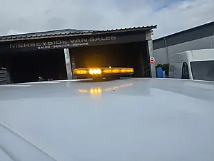 Used 2019 Nissan Navara Visia White - Interior and Exterior details 20