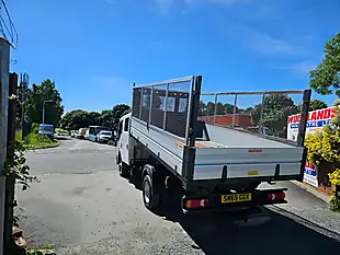 Used 2019 Nissan Nt400 Cabstar 35.15 Lwb Crew Cab Tipper Grey - Interior and Exterior details 6