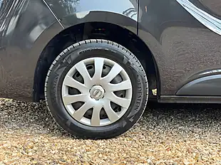 Used 2019 Nissan NV300 Acenta Black - Interior and Exterior details 13