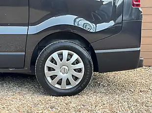 Used 2019 Nissan NV300 Acenta Black - Interior and Exterior details 15