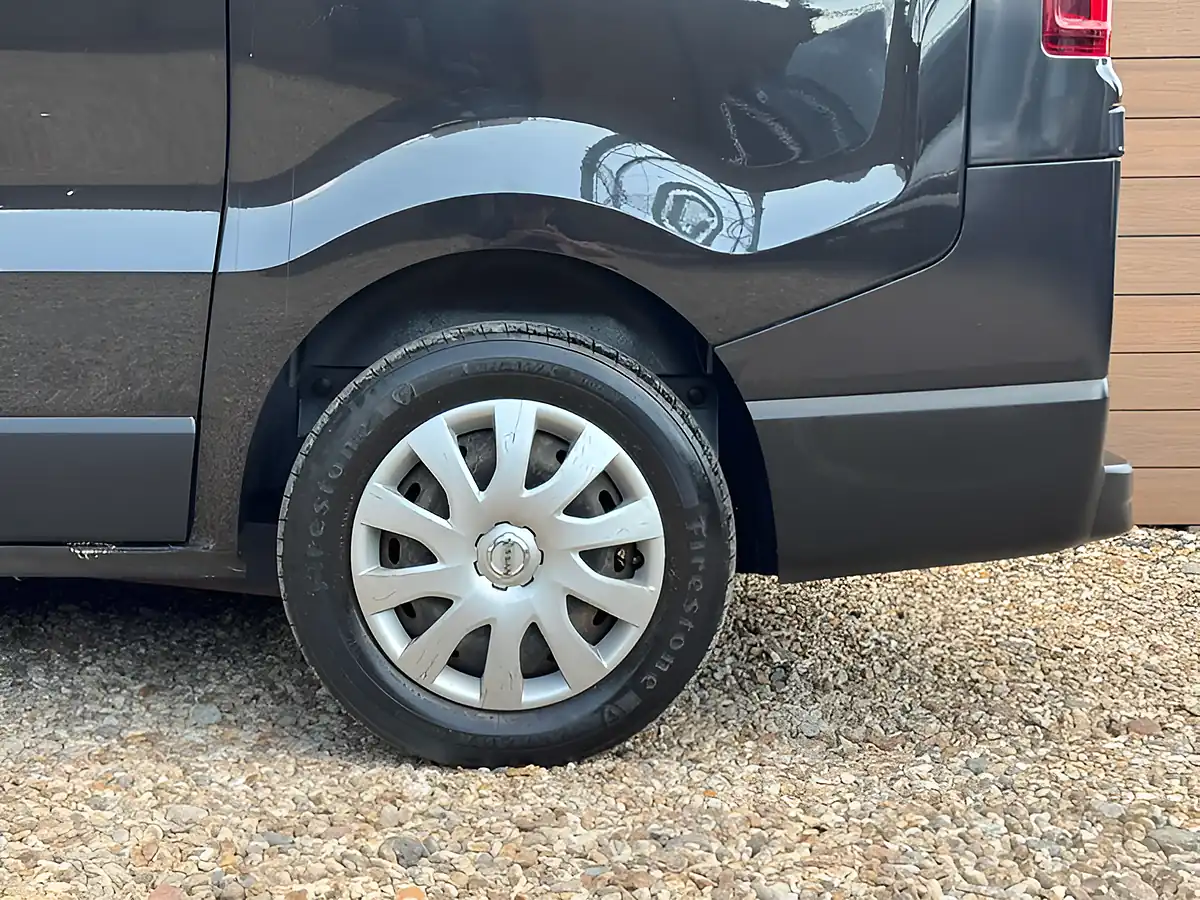 Used 2019 Nissan NV300 Acenta Black - Interior and Exterior details 15