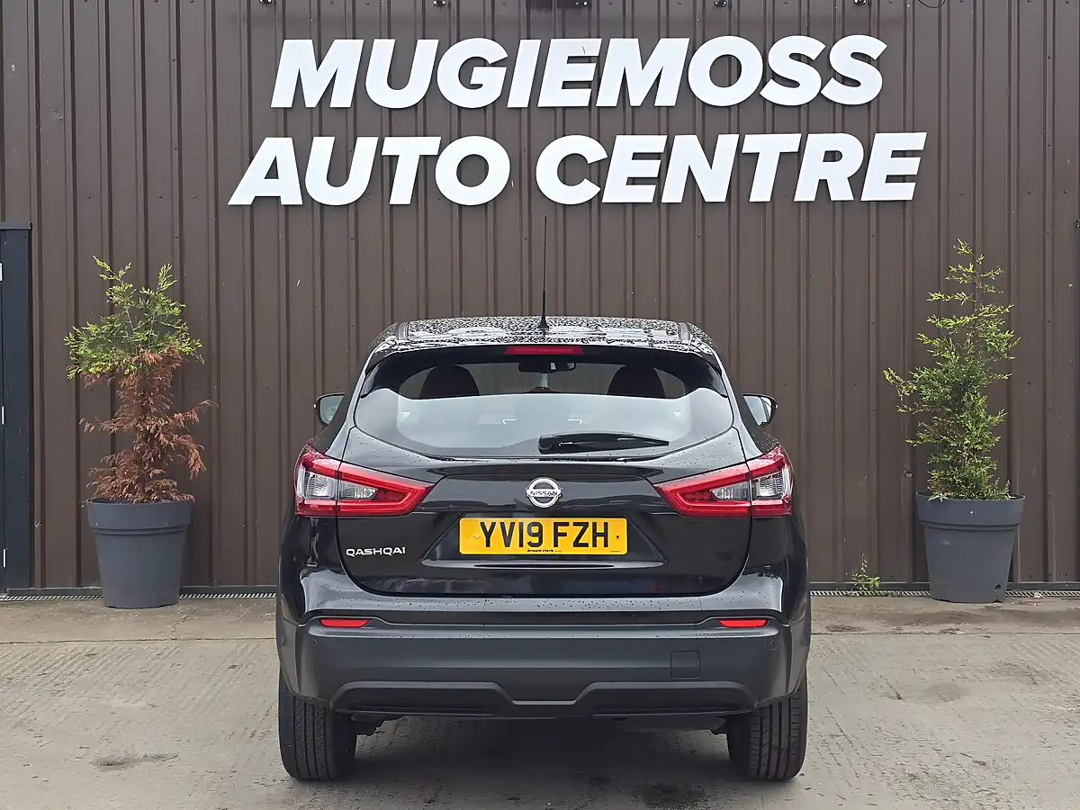 Used 2019 Nissan Qashqai Acenta Black - Interior and Exterior details 5