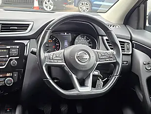 Used 2019 Nissan Qashqai Acenta Black - Interior and Exterior details 8