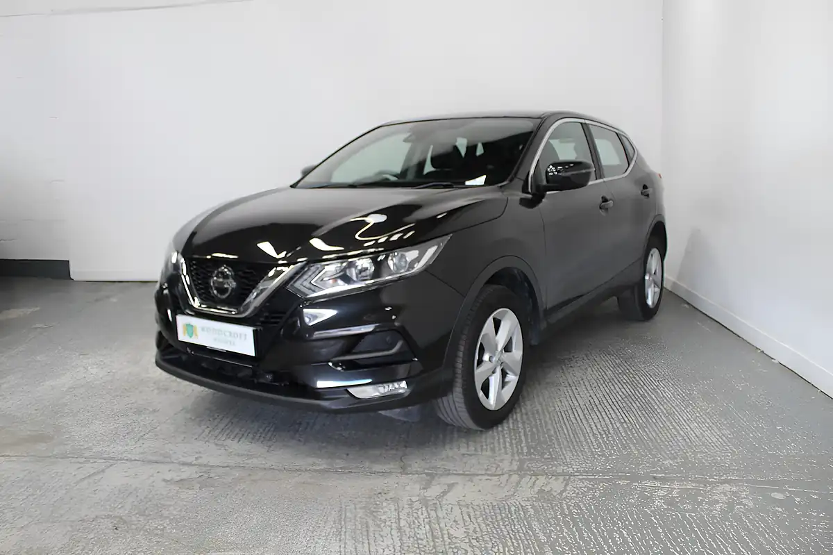 Used 2019 Nissan Qashqai Acenta Premium Black - Interior and Exterior details 2