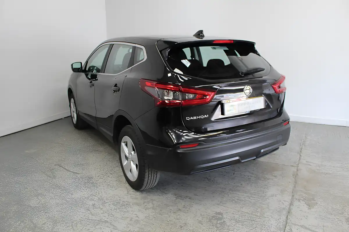 Used 2019 Nissan Qashqai Acenta Premium Black - Interior and Exterior details 5