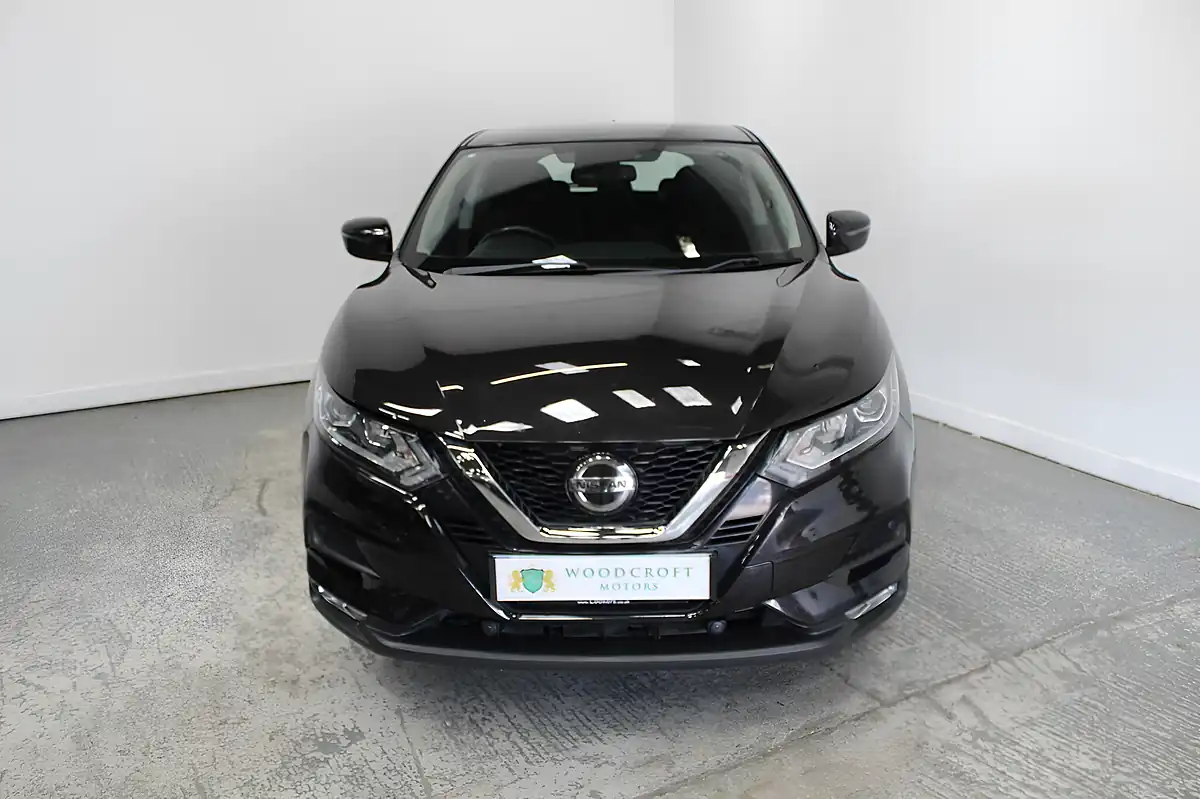 Used 2019 Nissan Qashqai Acenta Premium Black - Interior and Exterior details 9