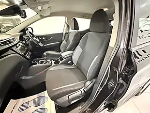 Used 2019 Nissan Qashqai Acenta Premium Black - Interior and Exterior details 12