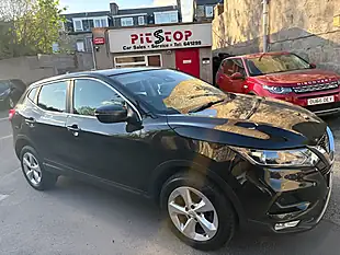 Used 2019 Nissan Qashqai Acenta Premium Black - Interior and Exterior details 4