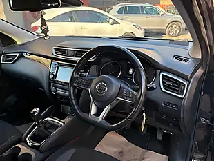 Used 2019 Nissan Qashqai Acenta Premium Black - Interior and Exterior details 9