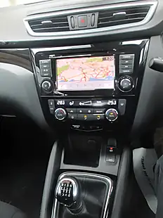 Used 2019 Nissan Qashqai Acenta Premium Blue - Interior and Exterior details 10