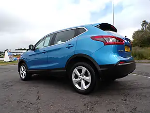 Used 2019 Nissan Qashqai Acenta Premium Blue - Interior and Exterior details 8