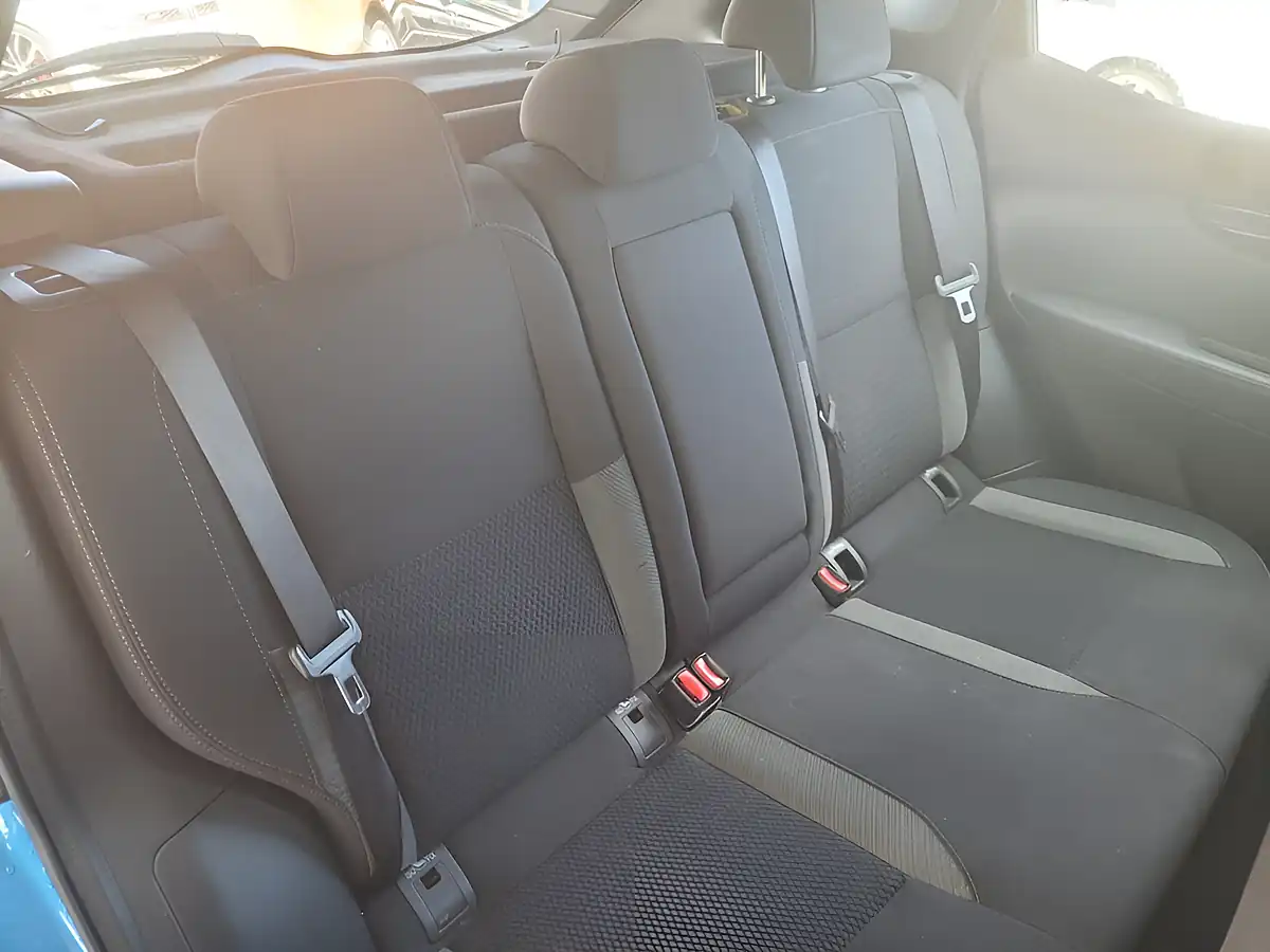 Used 2019 Nissan Qashqai Acenta Premium Blue - Interior and Exterior details 14