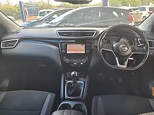 Used 2019 Nissan Qashqai Acenta Premium Blue - Interior and Exterior details 15