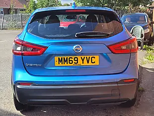 Used 2019 Nissan Qashqai Acenta Premium Blue - Interior and Exterior details 4