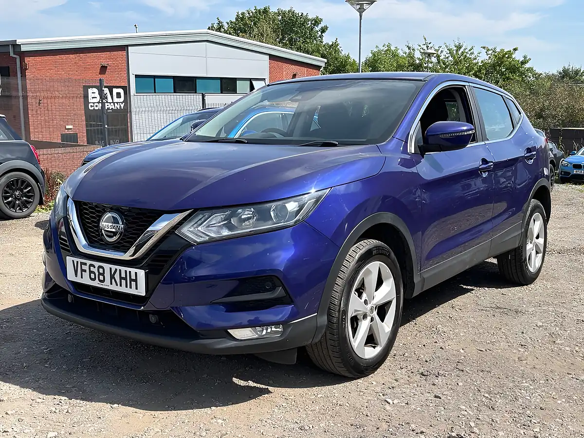 Used 2019 Nissan Qashqai Acenta Premium Blue - Interior and Exterior details 3