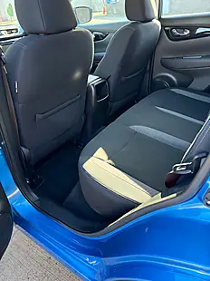 Used 2019 Nissan Qashqai Acenta Premium Blue - Interior and Exterior details 10