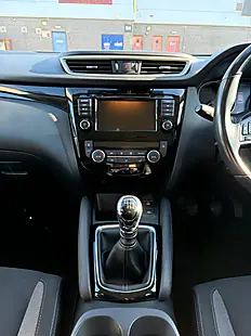 Used 2019 Nissan Qashqai Acenta Premium Blue - Interior and Exterior details 12