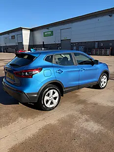 Used 2019 Nissan Qashqai Acenta Premium Blue - Interior and Exterior details 5