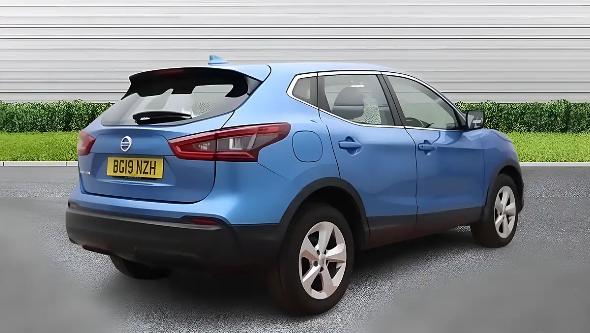 Used 2019 Nissan Qashqai Acenta Premium Blue - Interior and Exterior details 4