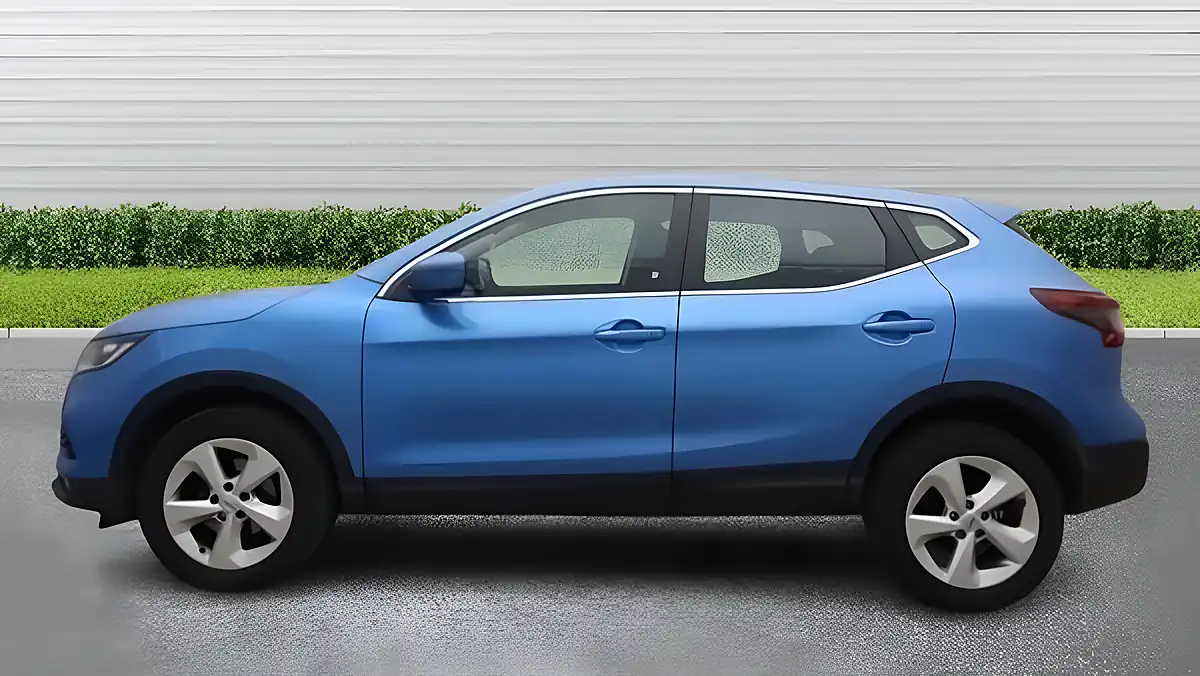 Used 2019 Nissan Qashqai Acenta Premium Blue - Interior and Exterior details 6