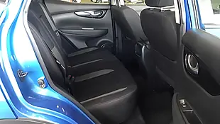 Used 2019 Nissan Qashqai Acenta Premium Blue - Interior and Exterior details 9