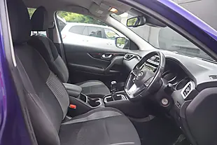 Used 2019 Nissan Qashqai Acenta Premium Blue - Interior and Exterior details 14