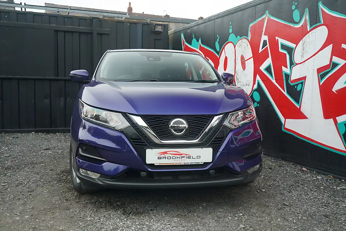 Used 2019 Nissan Qashqai Acenta Premium Blue - Interior and Exterior details 3