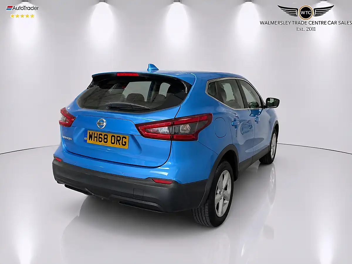 Used 2019 Nissan Qashqai Acenta Premium Blue - Interior and Exterior details 8