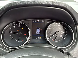 Used 2019 Nissan Qashqai Acenta Premium Chestnut Bronze - Interior and Exterior details 12