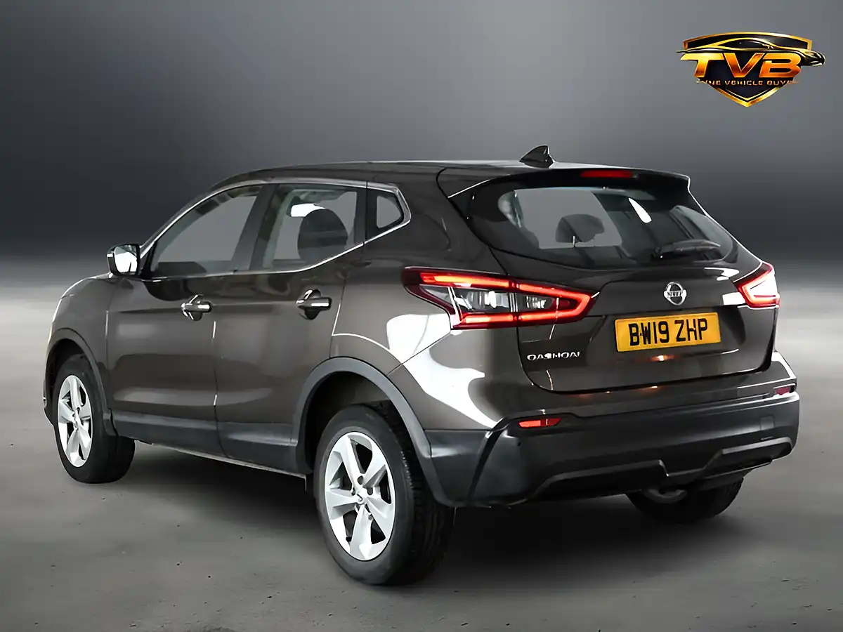 Used 2019 Nissan Qashqai Acenta Premium Chestnut Bronze - Interior and Exterior details 2