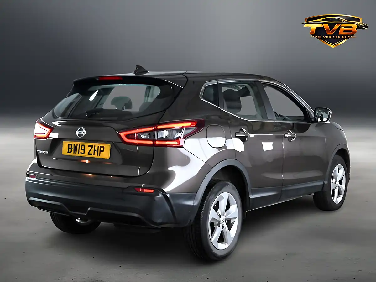 Used 2019 Nissan Qashqai Acenta Premium Chestnut Bronze - Interior and Exterior details 3