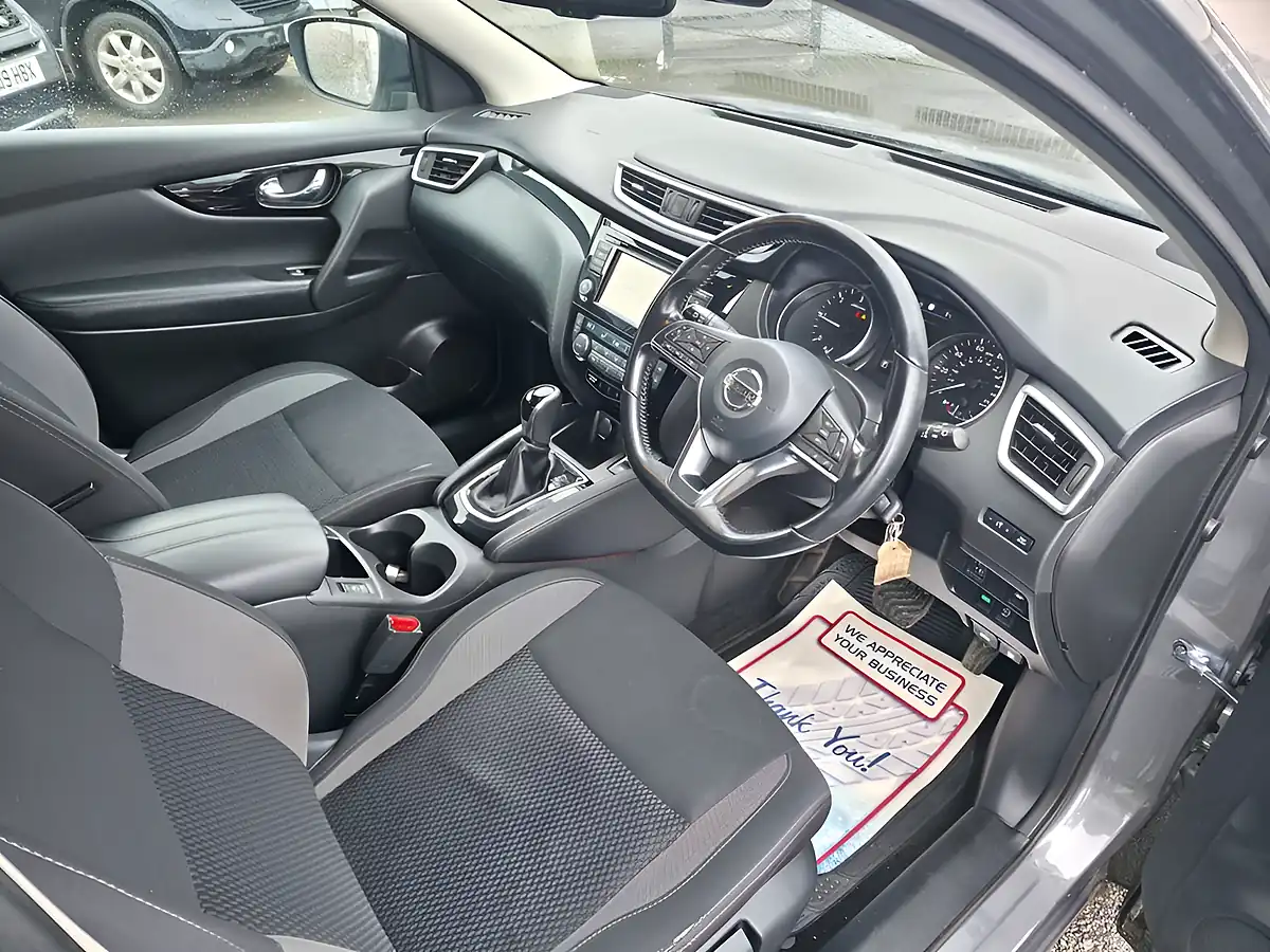 Used 2019 Nissan Qashqai Acenta Premium Grey - Interior and Exterior details 10