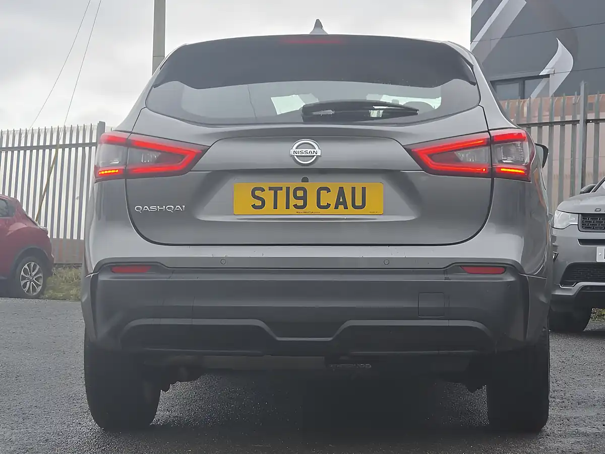 Used 2019 Nissan Qashqai Acenta Premium Grey - Interior and Exterior details 15