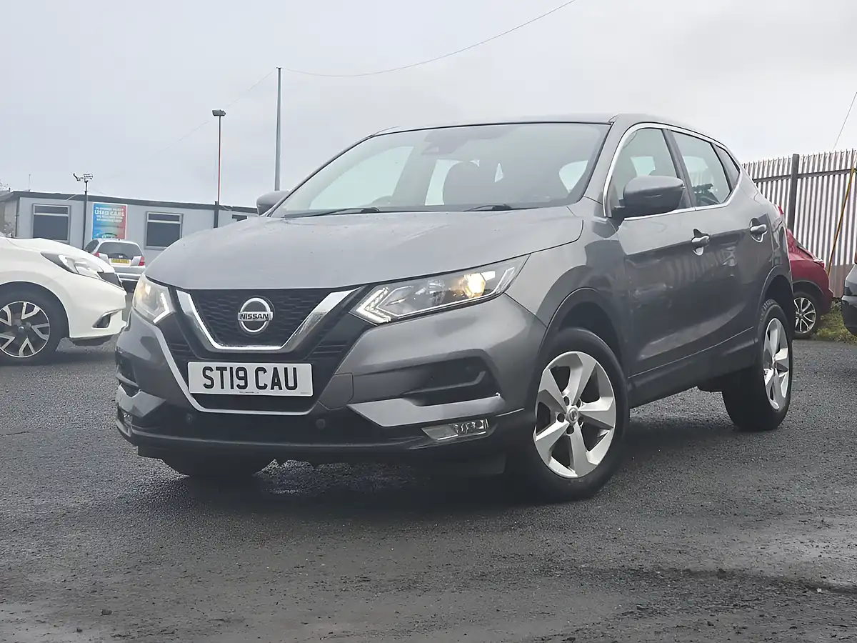 Used 2019 Nissan Qashqai Acenta Premium Grey - Interior and Exterior details 2