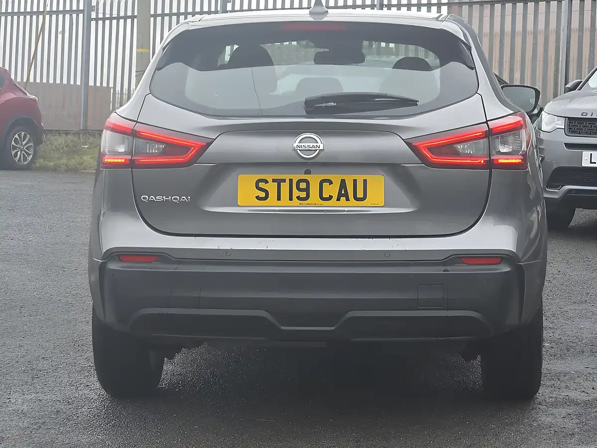 Used 2019 Nissan Qashqai Acenta Premium Grey - Interior and Exterior details 6