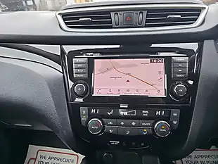Used 2019 Nissan Qashqai Acenta Premium Grey - Interior and Exterior details 8