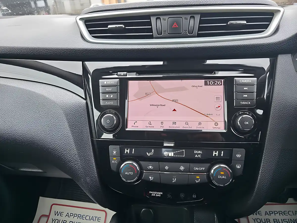 Used 2019 Nissan Qashqai Acenta Premium Grey - Interior and Exterior details 8