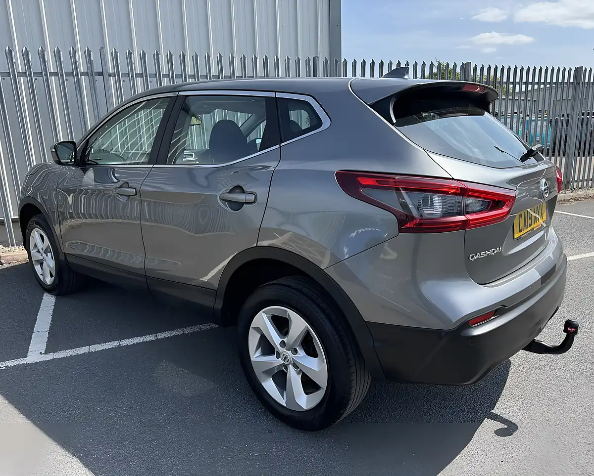 Used 2019 Nissan Qashqai Acenta Premium Grey - Interior and Exterior details 4