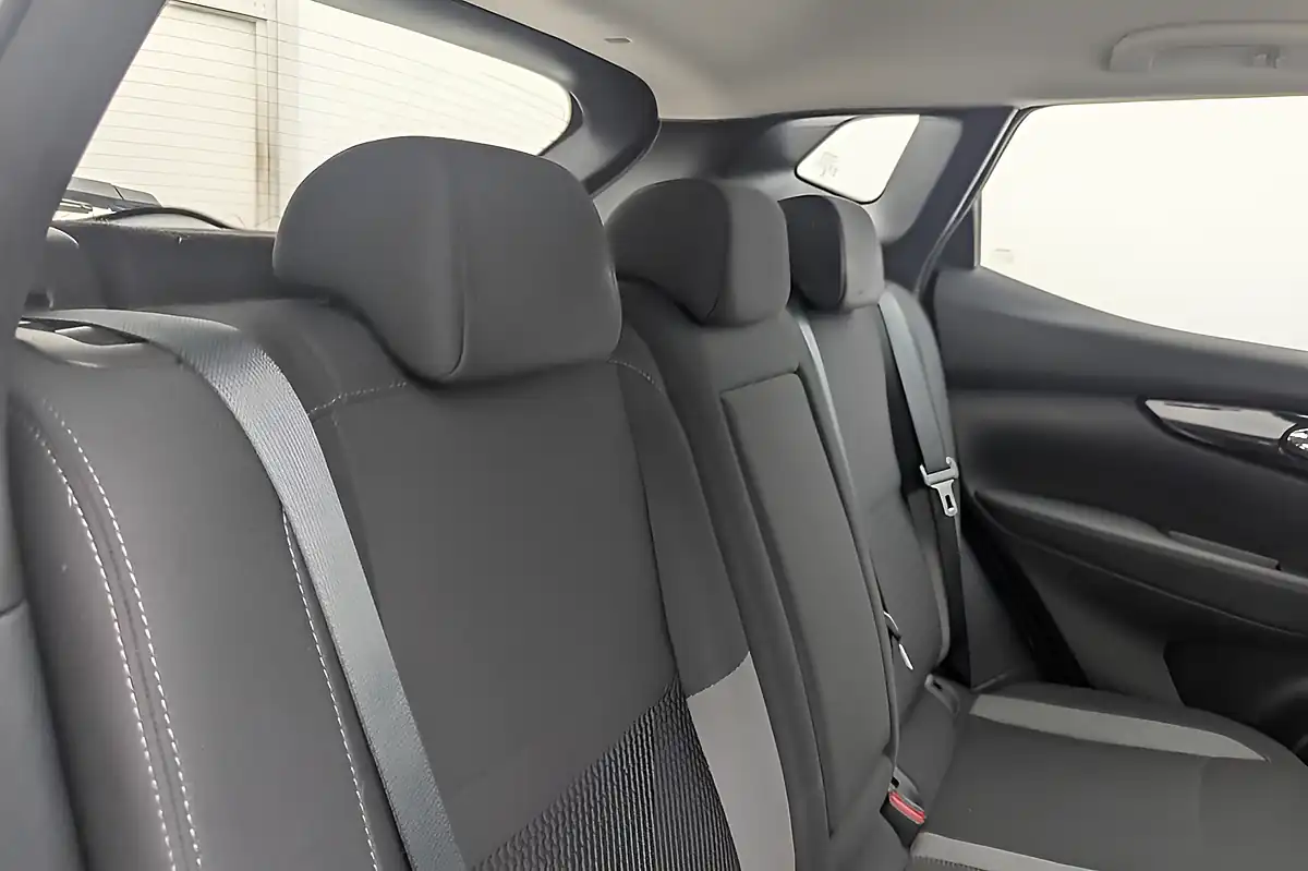 Used 2019 Nissan Qashqai Acenta Premium Grey - Interior and Exterior details 11