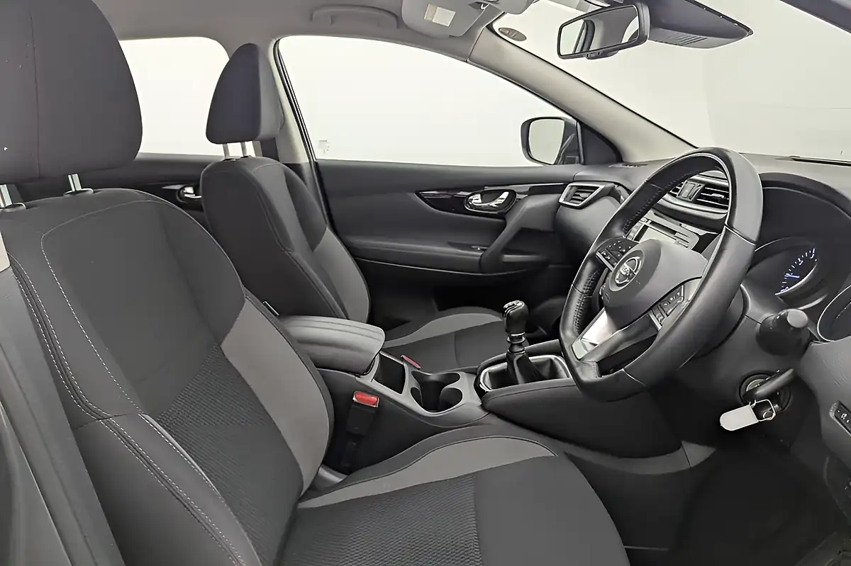 Used 2019 Nissan Qashqai Acenta Premium Grey - Interior and Exterior details 2
