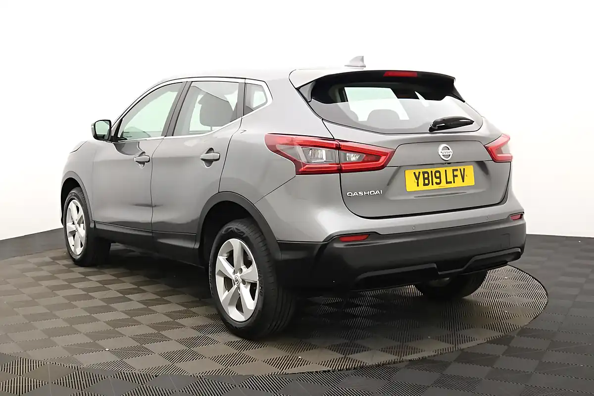 Used 2019 Nissan Qashqai Acenta Premium Grey - Interior and Exterior details 5