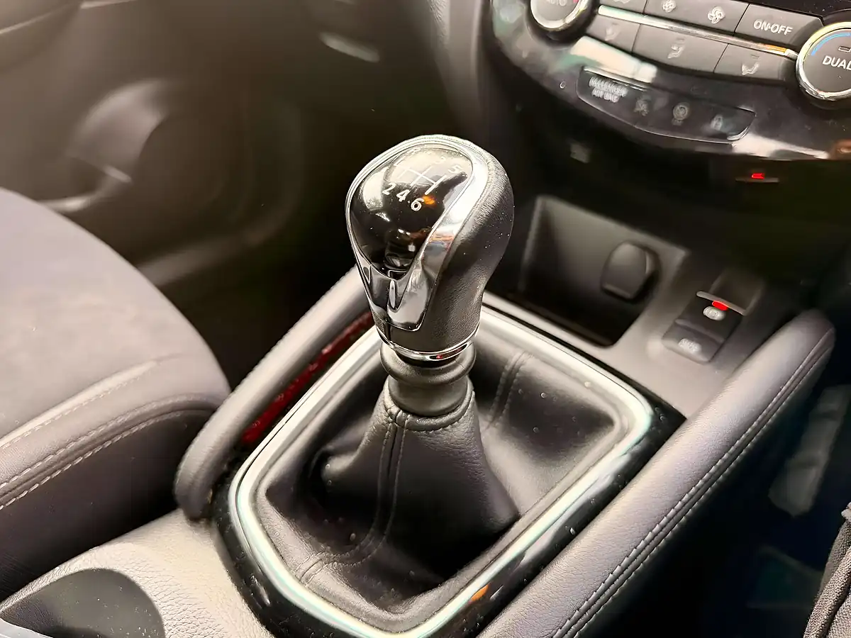 Used 2019 Nissan Qashqai Acenta Premium Grey - Interior and Exterior details 14
