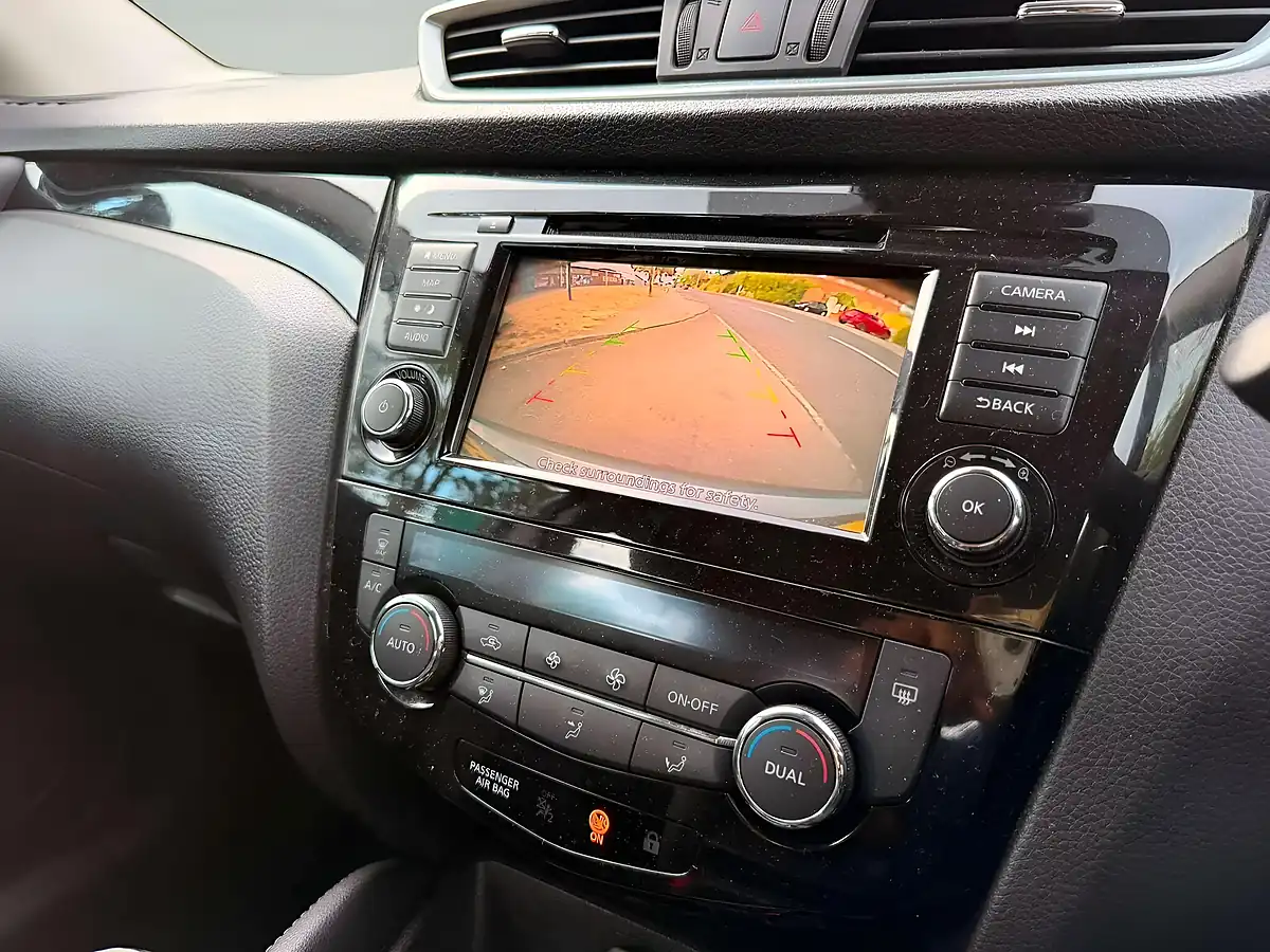 Used 2019 Nissan Qashqai Acenta Premium Grey - Interior and Exterior details 16